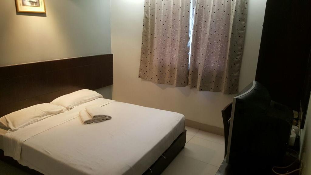 Tiong Nam Hotel Pasir Gudang Esterno foto